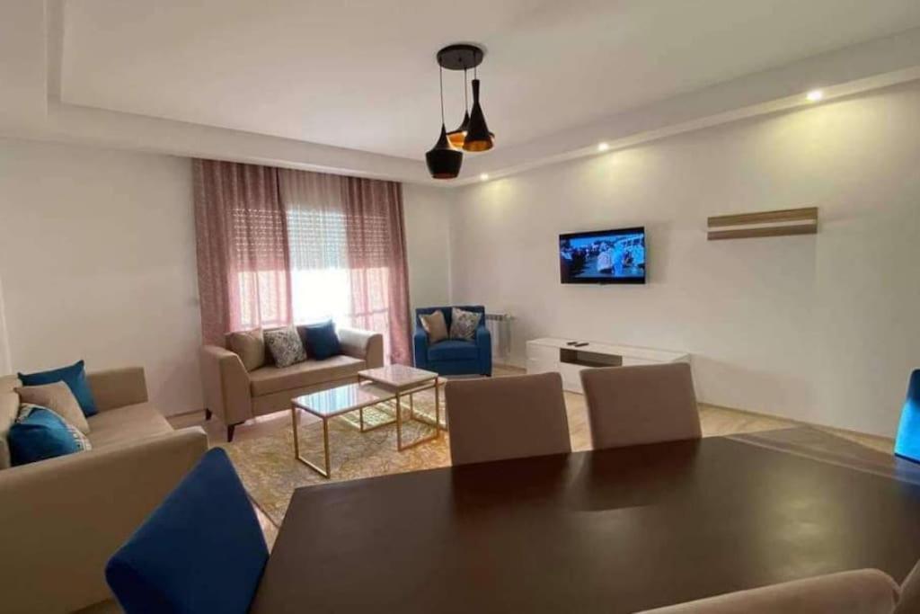 Appartement In Jardins Carthage S3 *